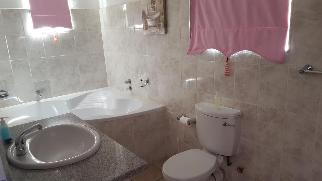 Sondela Bed & Breakfast Aliwal North Exterior foto