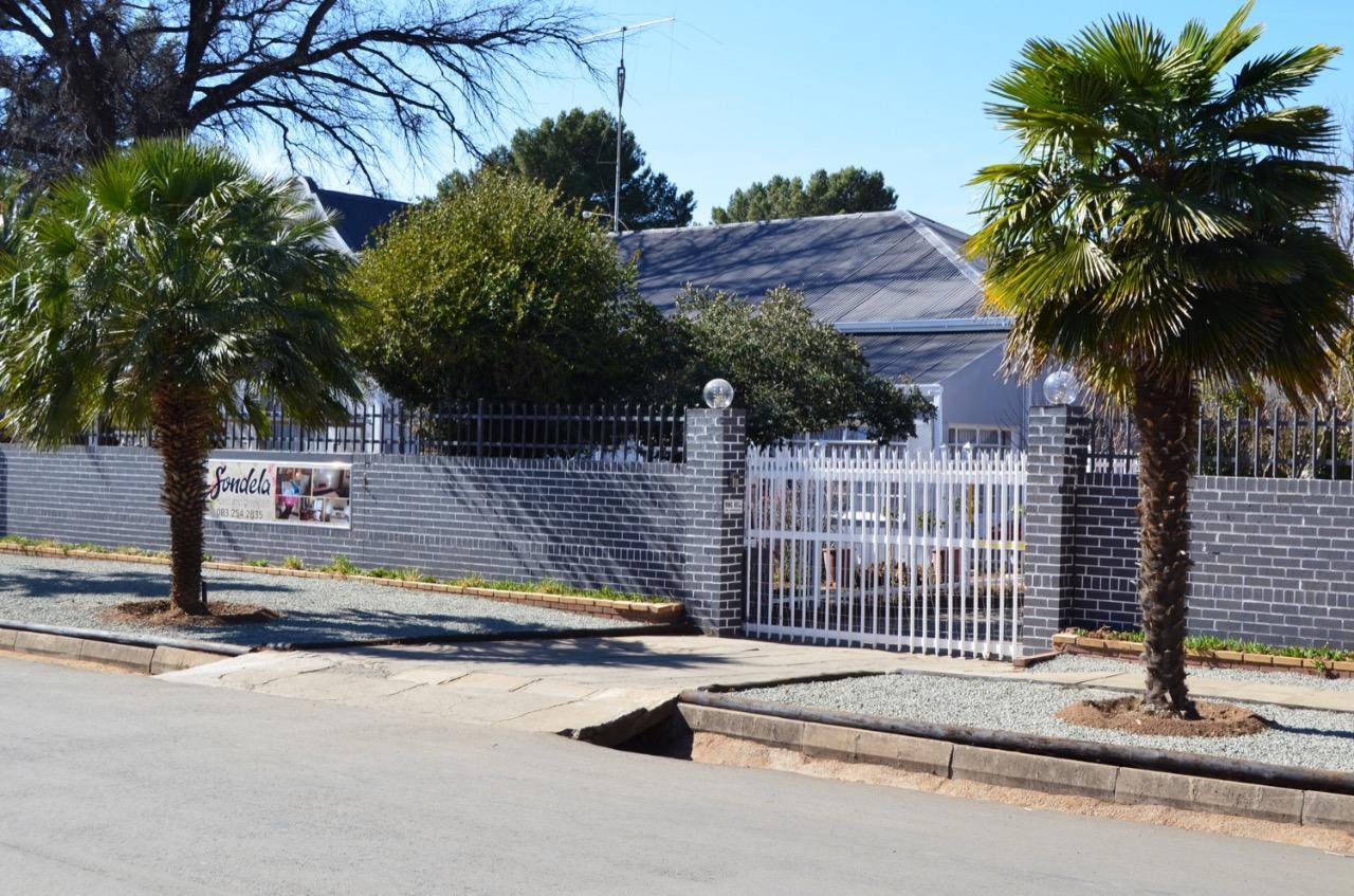 Sondela Bed & Breakfast Aliwal North Exterior foto
